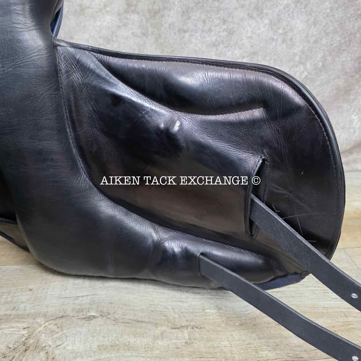 2017 Custom Saddlery Advantage Monoflap Dressage Saddle, 18" Seat - Short Flap, Adjustable Tree, Wool Flocked Panels