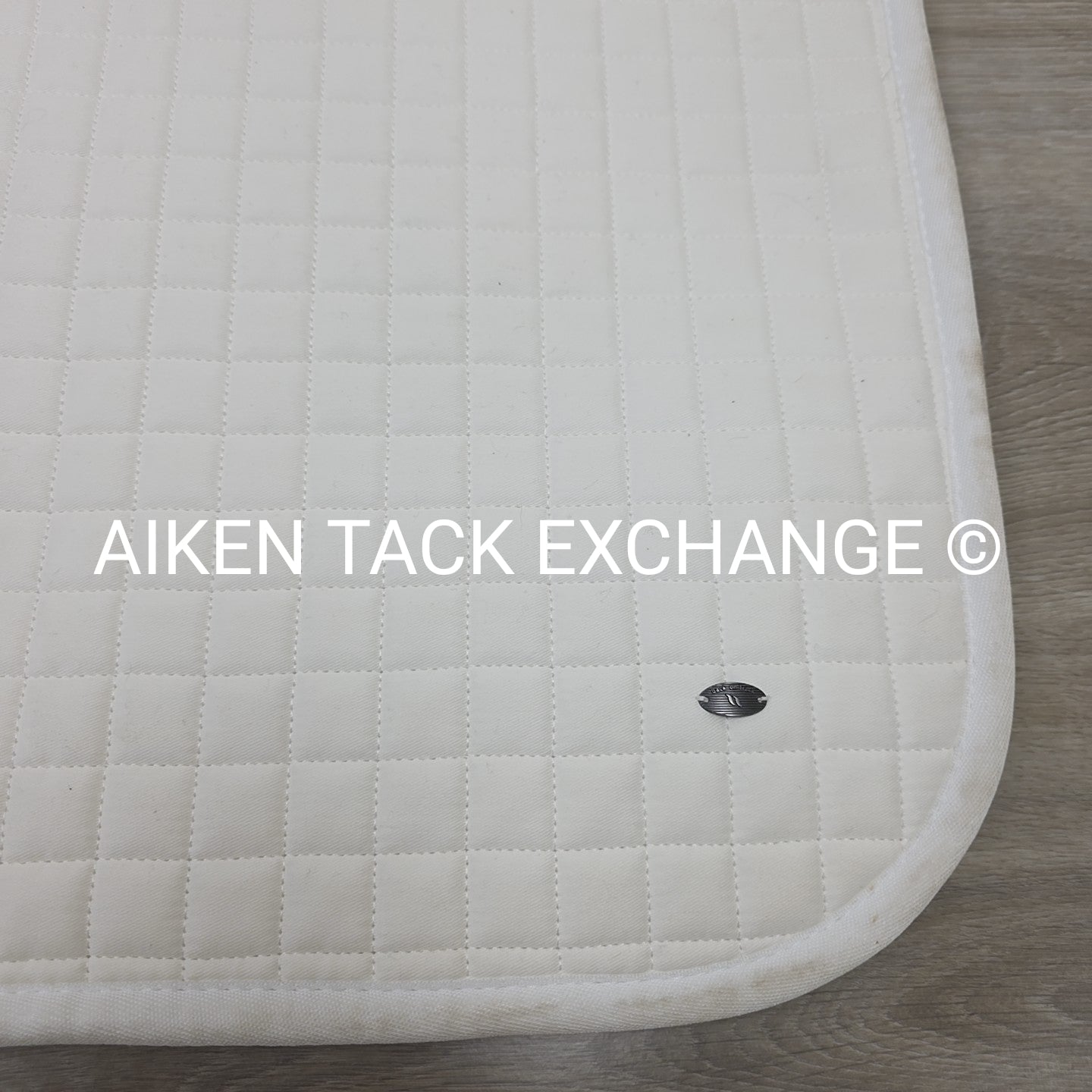 Back on Track Therapeutic Dressage Saddle Pad
