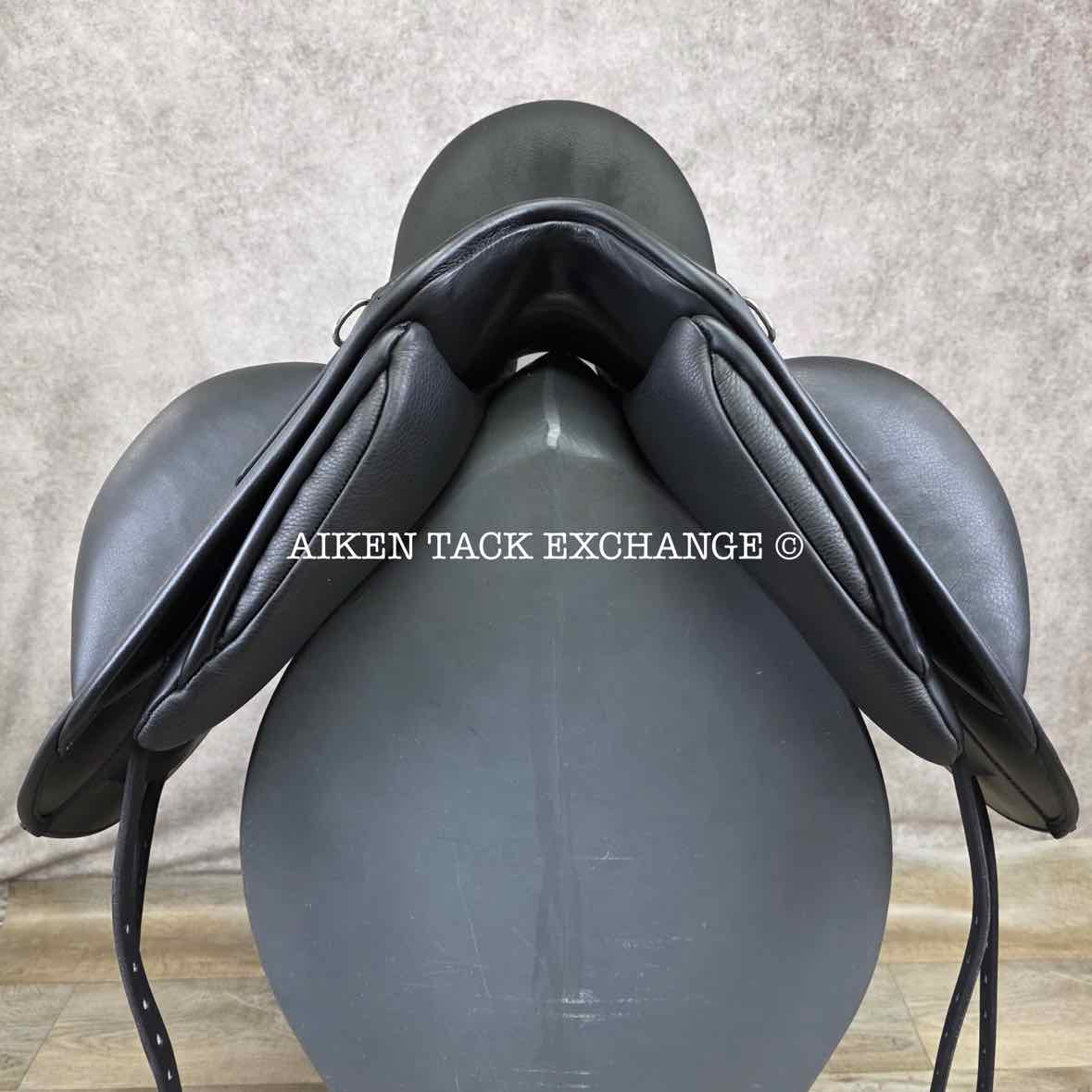 2025 Custom Saddlery Wolfgang Constanze 2 Monoflap Dressage Saddle, 17.5" Seat, Adjustable Tree, Wool Flocked Panels