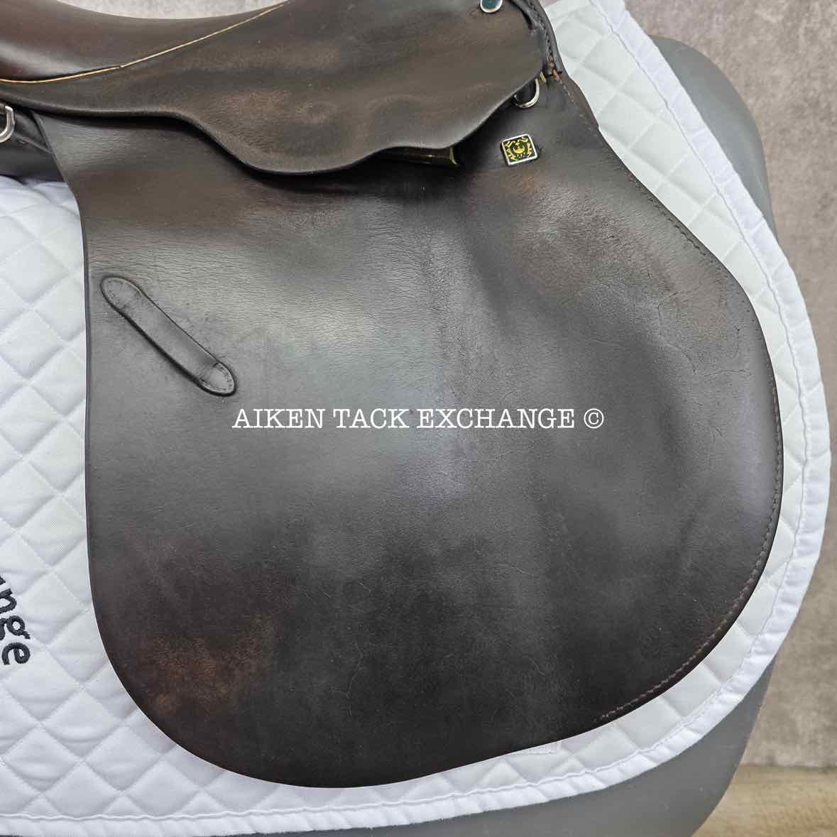 Stubben Siegfried II Saddle, 17" Seat, 31cm Tree - MW/W, Wool Flocked Panels