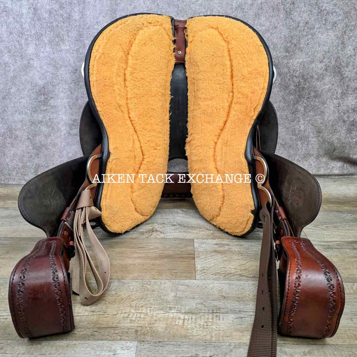 2017 Circle Y 1566 Nova Flex2 Trail Plus Western Saddle, 16" Seat, Wide Tree - Full QH Bars