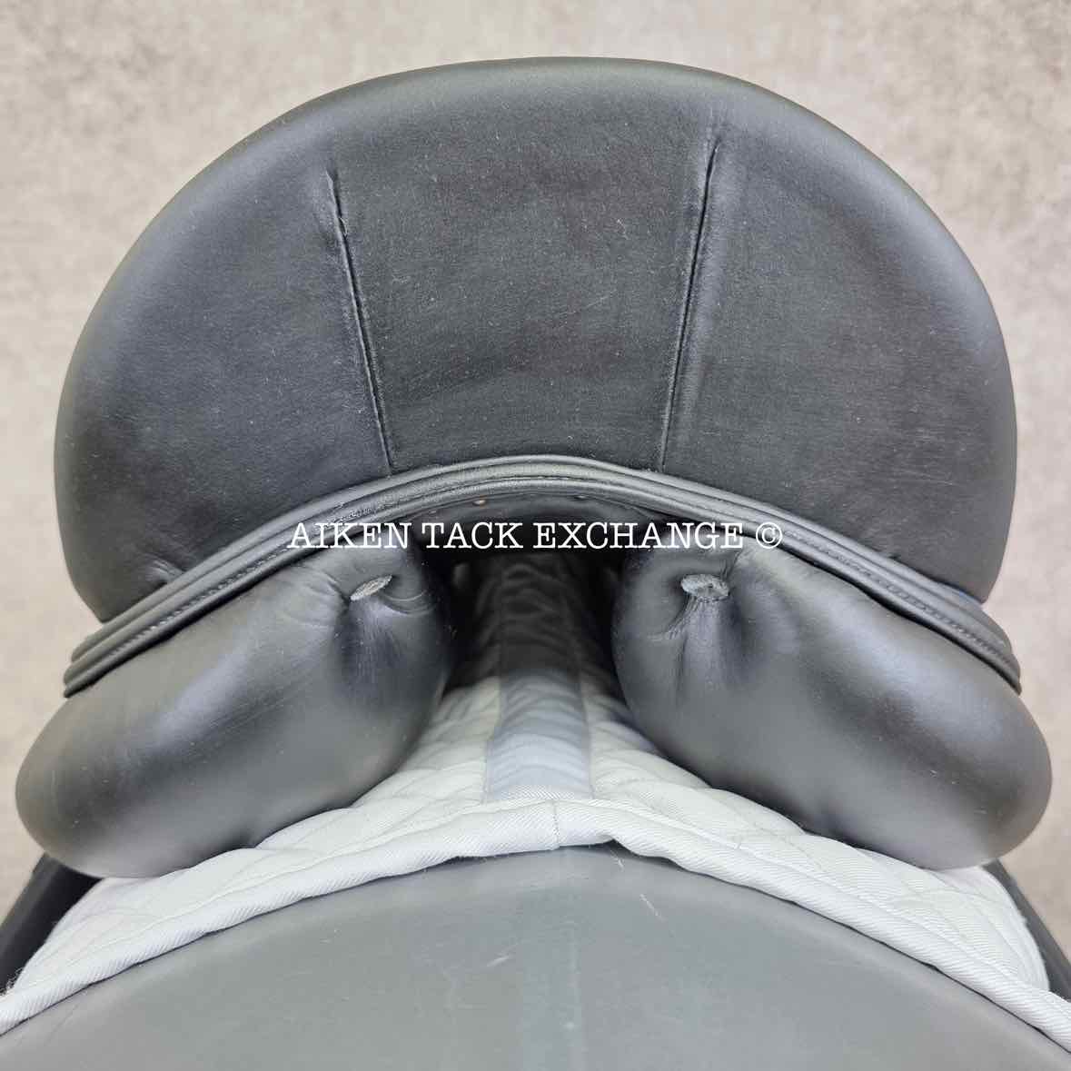 2014 Devoucoux Loreak Monoflap Dressage Saddle, 18.5" Seat, 3 Flap, Medium Wide Tree, D3D Panels, Full Buffalo Leather