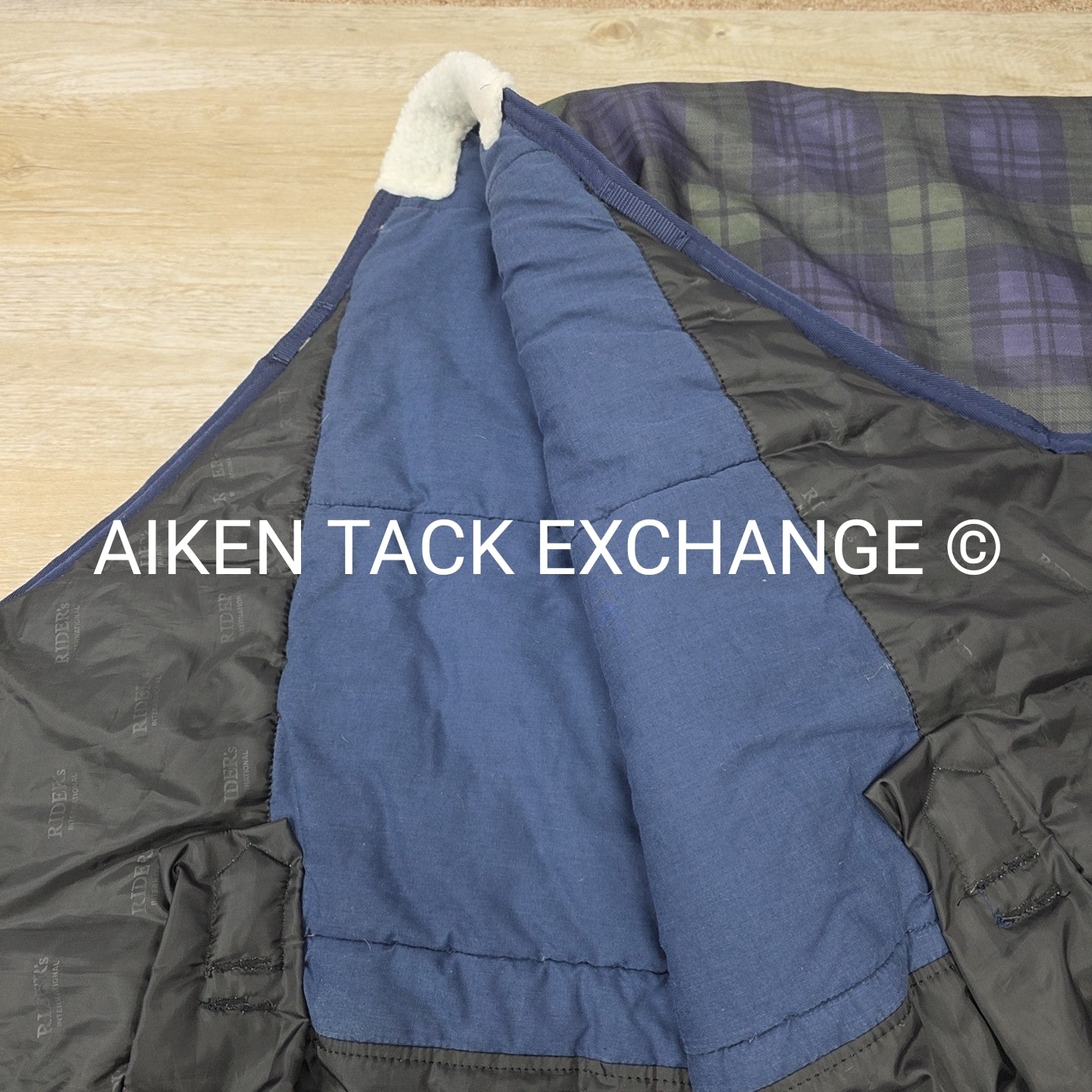 Dover Saddlery Riders International Medium Weight Turnout Blanket, 68"