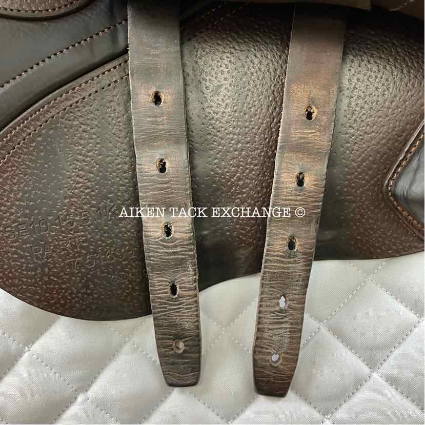 2017 CWD SE10 Close Contact Jump Saddle, 15.5" Seat, 1K Flap, MW/W Tree, Foam Panels, Full Buffalo Leather