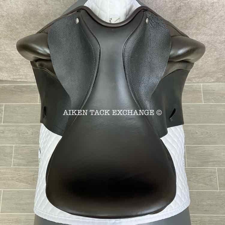 **SOLD** 2017 Custom Saddlery Advantage R Monoflap Dressage Saddle, 18" Seat, Short Flap, Adjustable Tree, Wool Flocked Panels