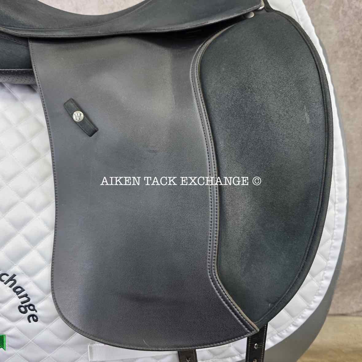 2021 Wintec PRO Wide Dressage Saddle with HART, 17" Seat, Adjustable Tree - Changeable Gullet, CAIR Panels