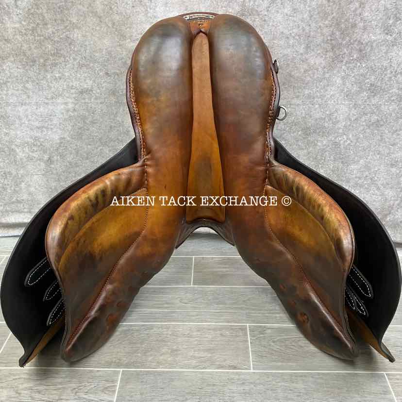 Stubben Siegfried Extra Saddle, 19" Seat, XW Tree, Wool Flocked Panels