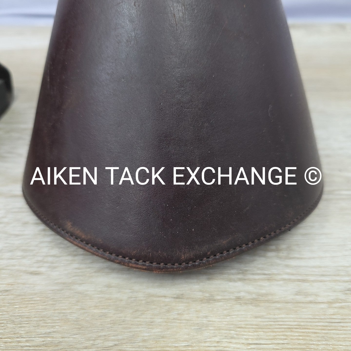 Tucker Ergobalance Hooded Western Stirrups, Missing Rubber Foot Cushion