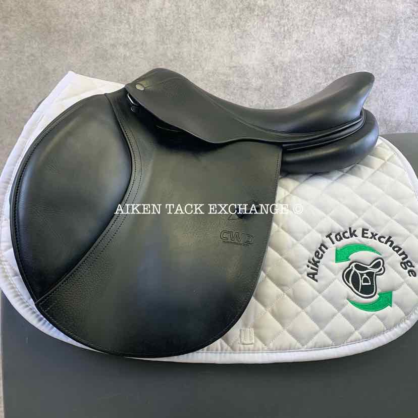 **SOLD** 2014 CWD SE02 Close Contact Jump Saddle, 17" Seat, 2L Flap, Medium Wide Tree, Foam Panels