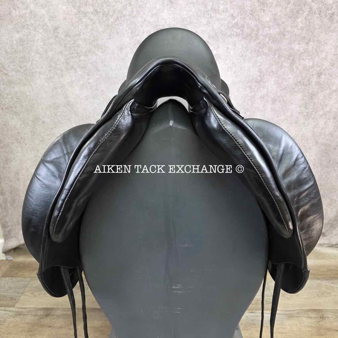 2020 Kentaur Ithaka AP Dressage Saddle, 18" Seat, Medium Wide Tree, Wool Flocked Panels