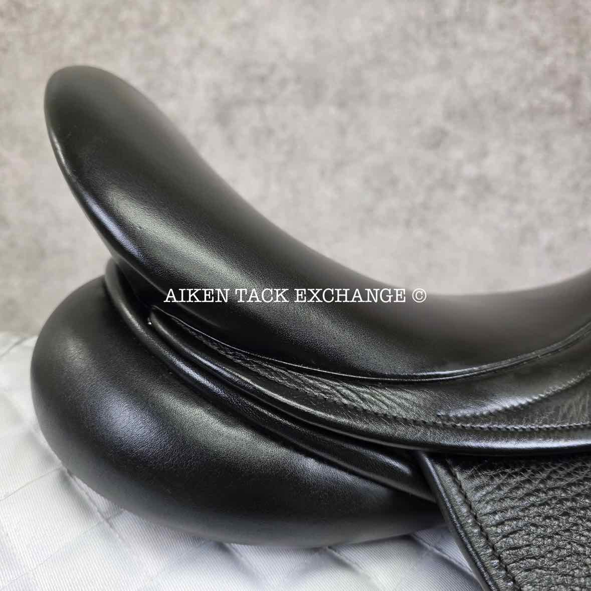 **SOLD** 2013 County Perfection Dressage Saddle, 17.5" Seat, Narrow Tree, Wool Flocked Panels