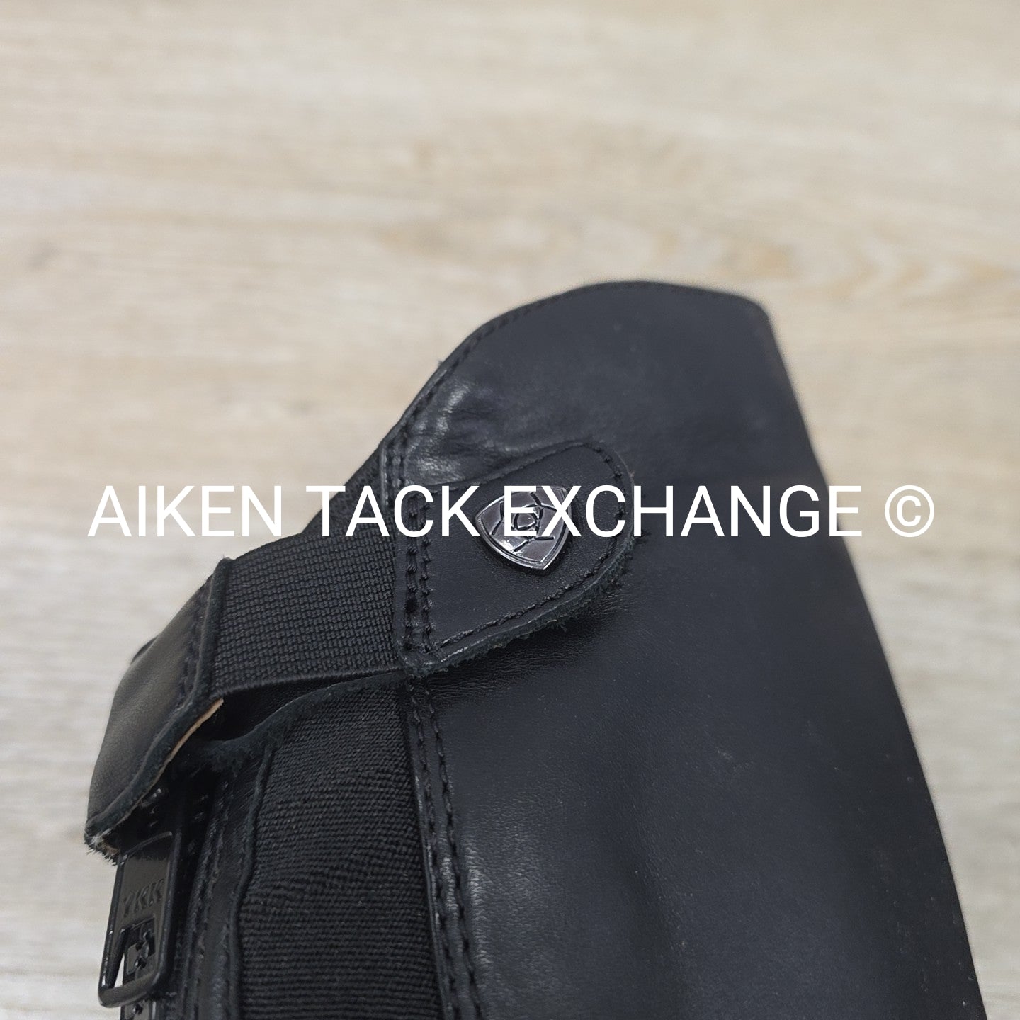 Ariat Close Contour Half Chaps, Size L S