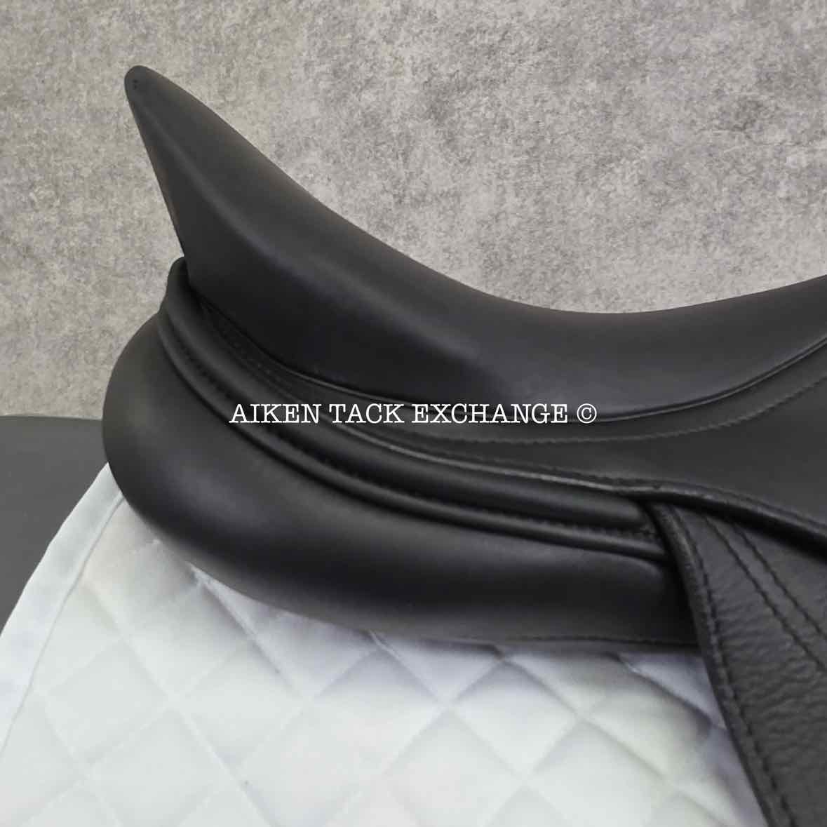 **On Trial** 2010 Schleese Eagle XC Monoflap Jump Saddle, 18" Seat, Adjustable AdapTree, Wool Flocked Panels