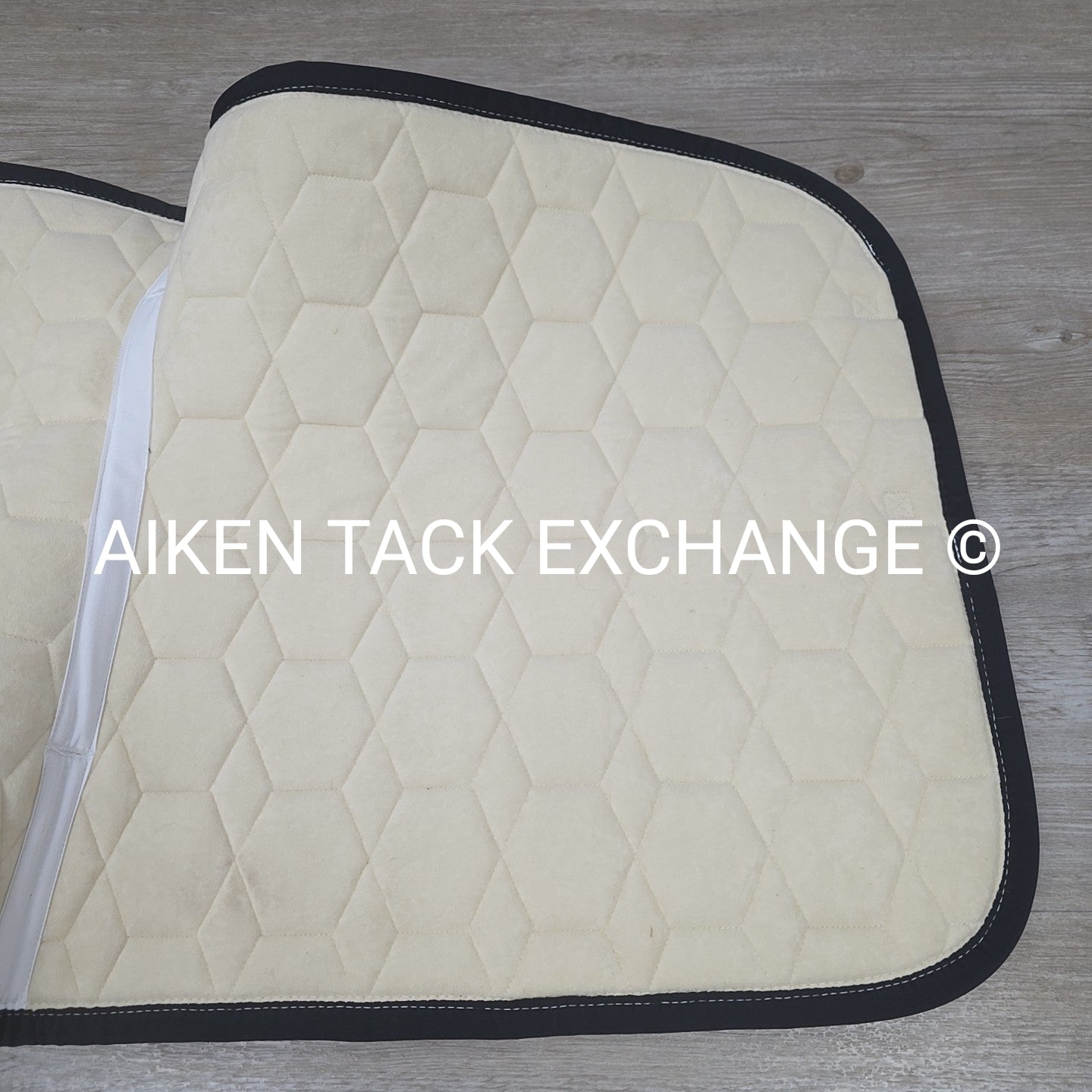 Mattes Dressage Saddle Pad, Size Medium