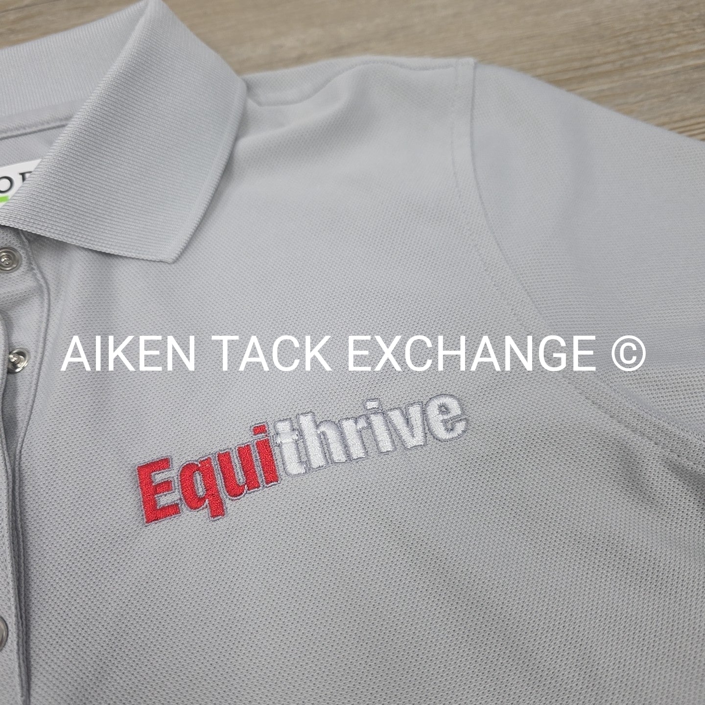 IZOD Equithrive Short Sleeve Polo Top, Size Medium