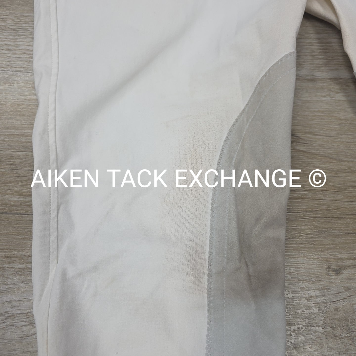 Tailored Sportsman Trophy Hunter Knee Patch Breeches, Size 32