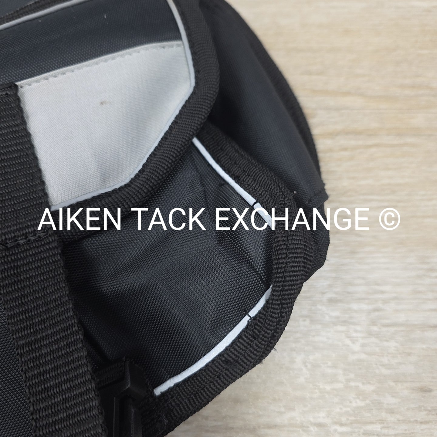 Majestic Ally Nylon Insulated Multi-Compartment Saddle Bag for Horn