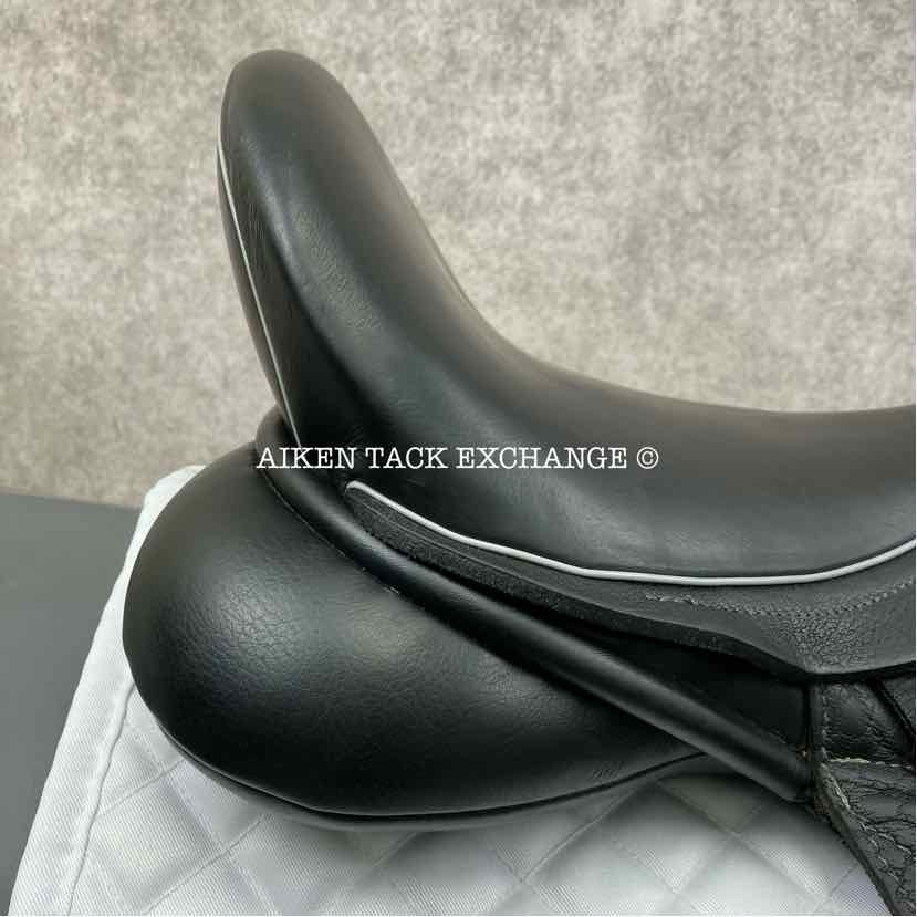 2015 Custom Saddlery Everest Monoflap Dressage Saddle, 18" Seat, Short Flap, Adjustable Tree, Wool Flocked Panels