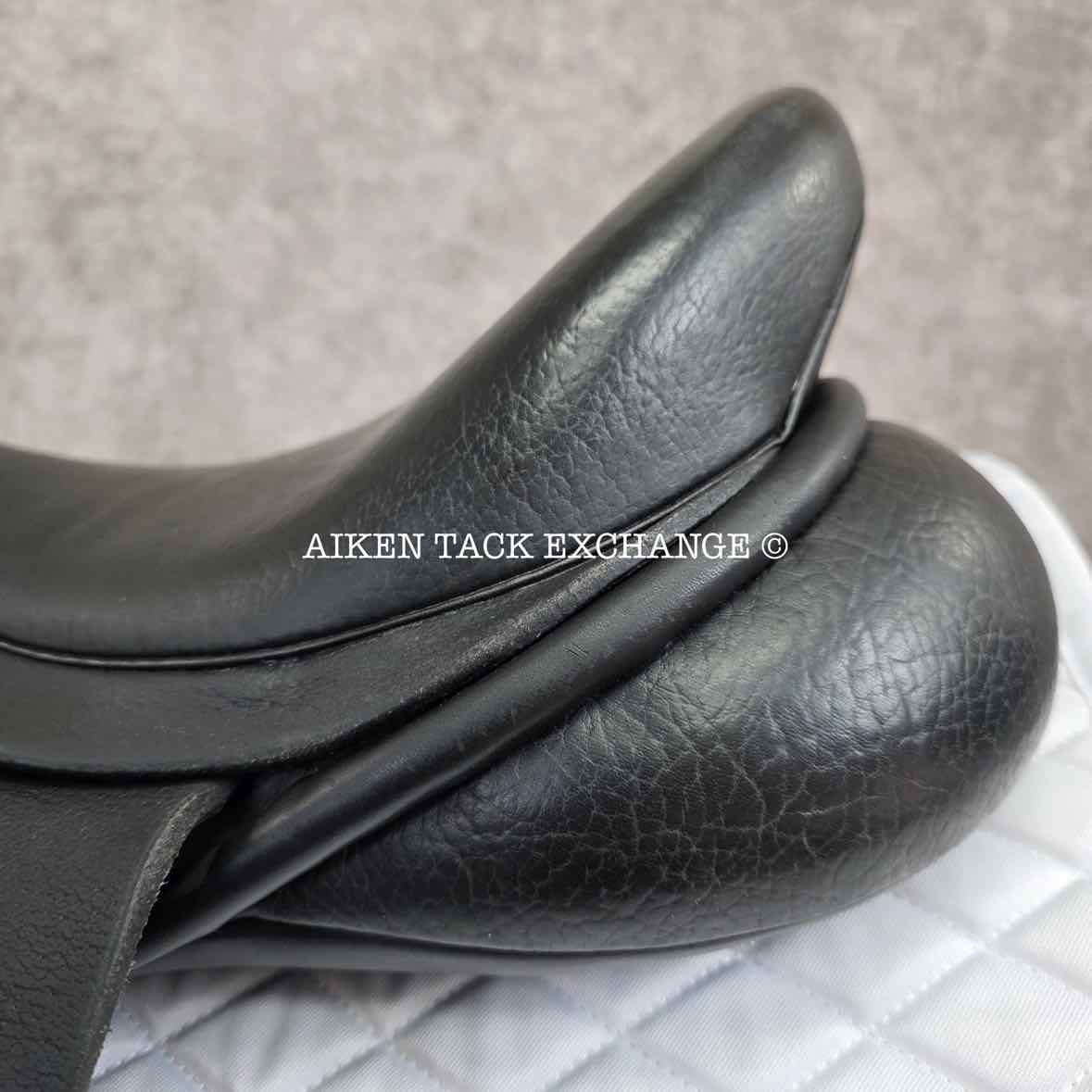 Martin Wilkinson Dressage Saddle, 17.5" Seat, Wide Tree, Wool Flocked Panels