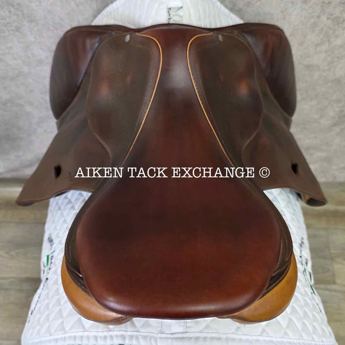 2012 Antares Close Contact Jump Saddle, 18" Seat, 4A Flap, Medium Tree, Foam Panels
