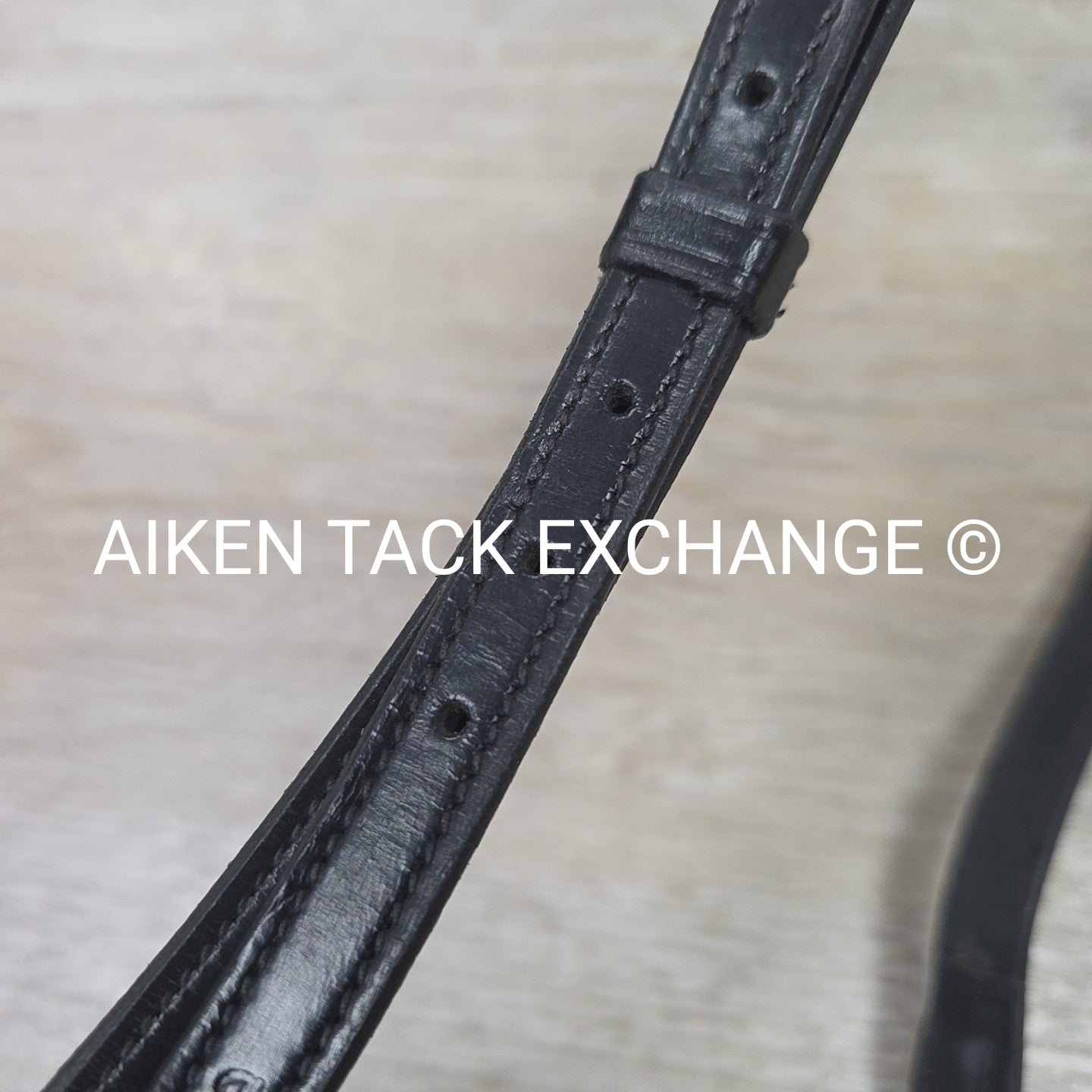 Stampede Equestrian Neck Strap, Patent Black