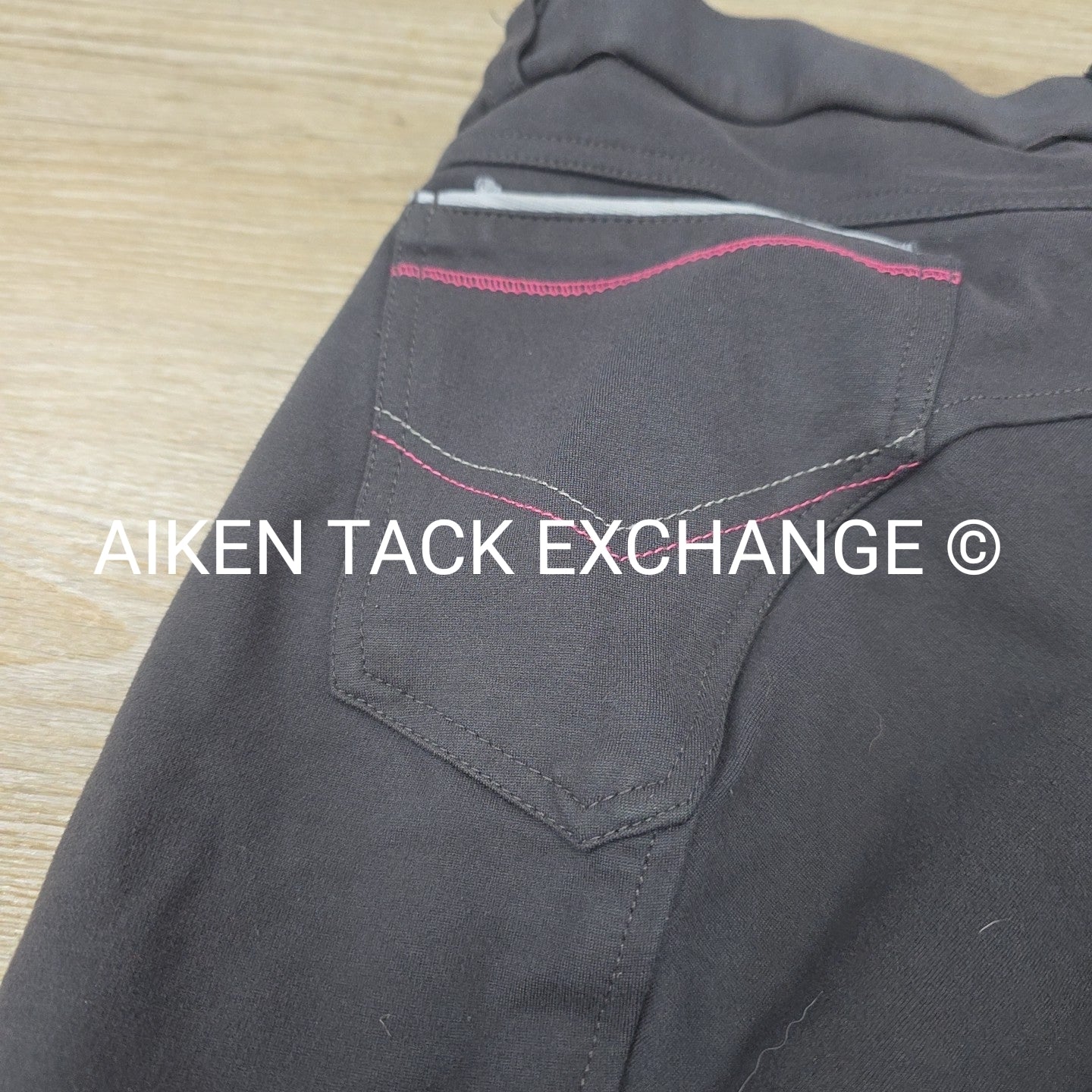 HR Farm Knee Patch Breeches, Size 28