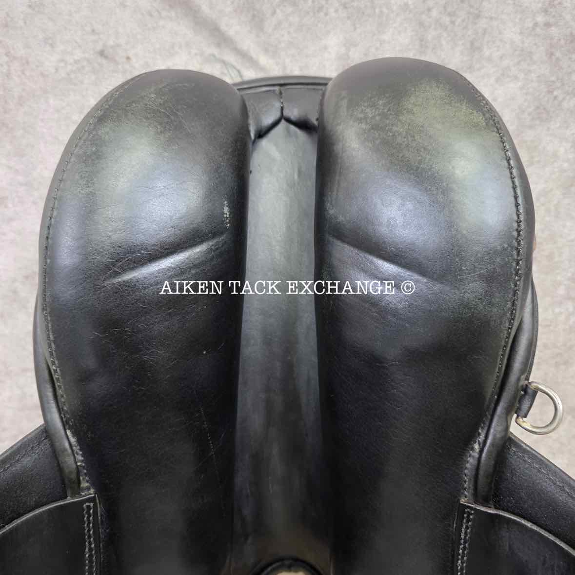 Courbette Lemetex Aristokrat Dressage Saddle, 18" Seat, 31 Tree- Medium Wide, Wool Flocked Panels