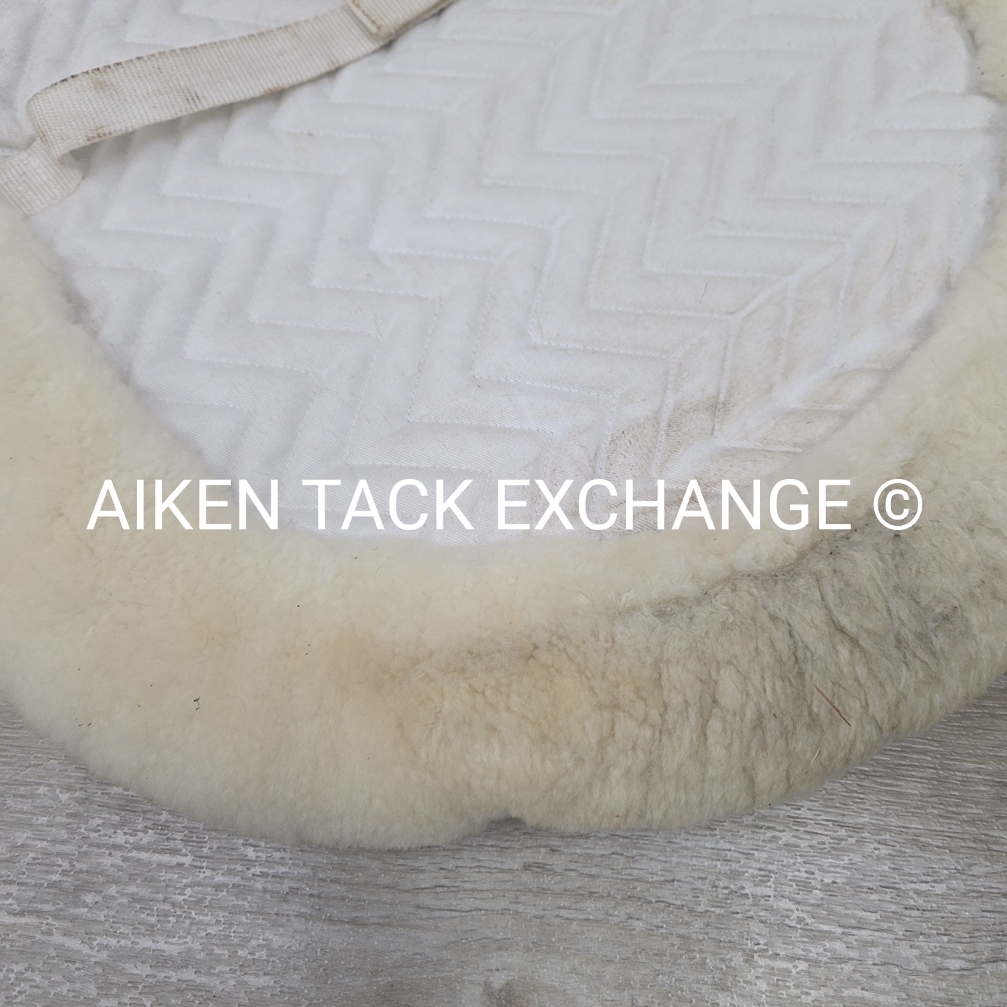 Fleeceworks Classic Dressage Pad with Full Sheepskin Trim, Large