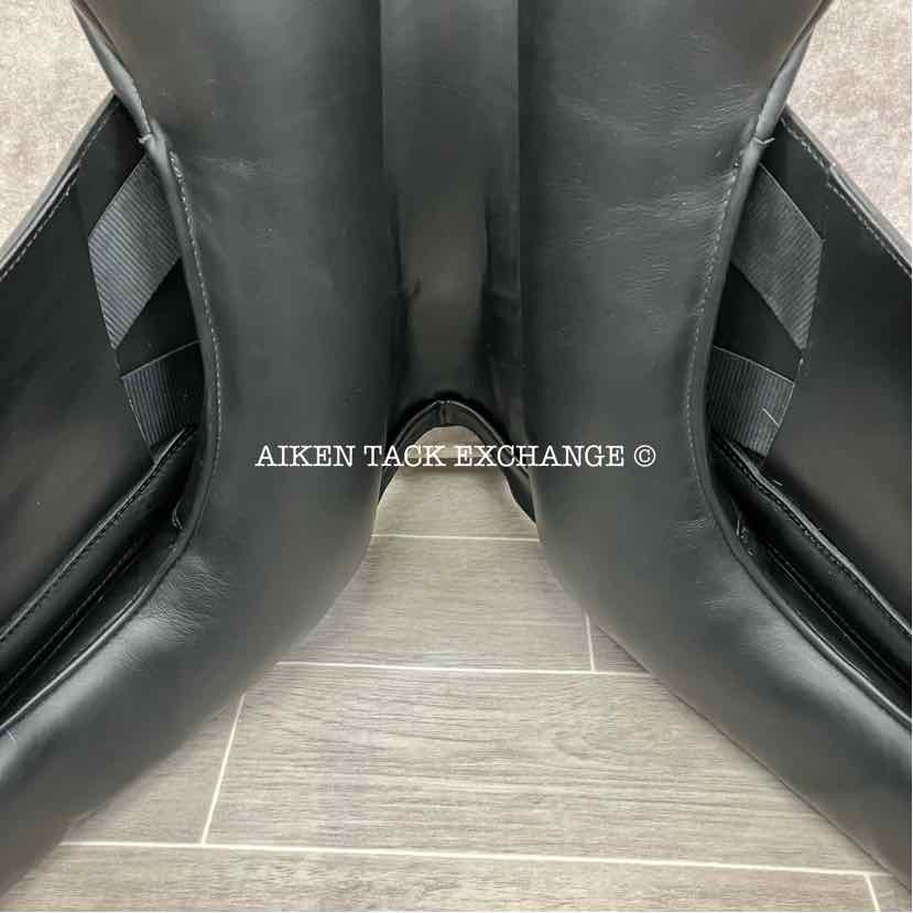 **SOLD** 2016 Custom Saddlery Steffen's Advantage Monoflap Dressage Saddle, 18" Seat, Adjustable Tree, Wool Flocked Panels