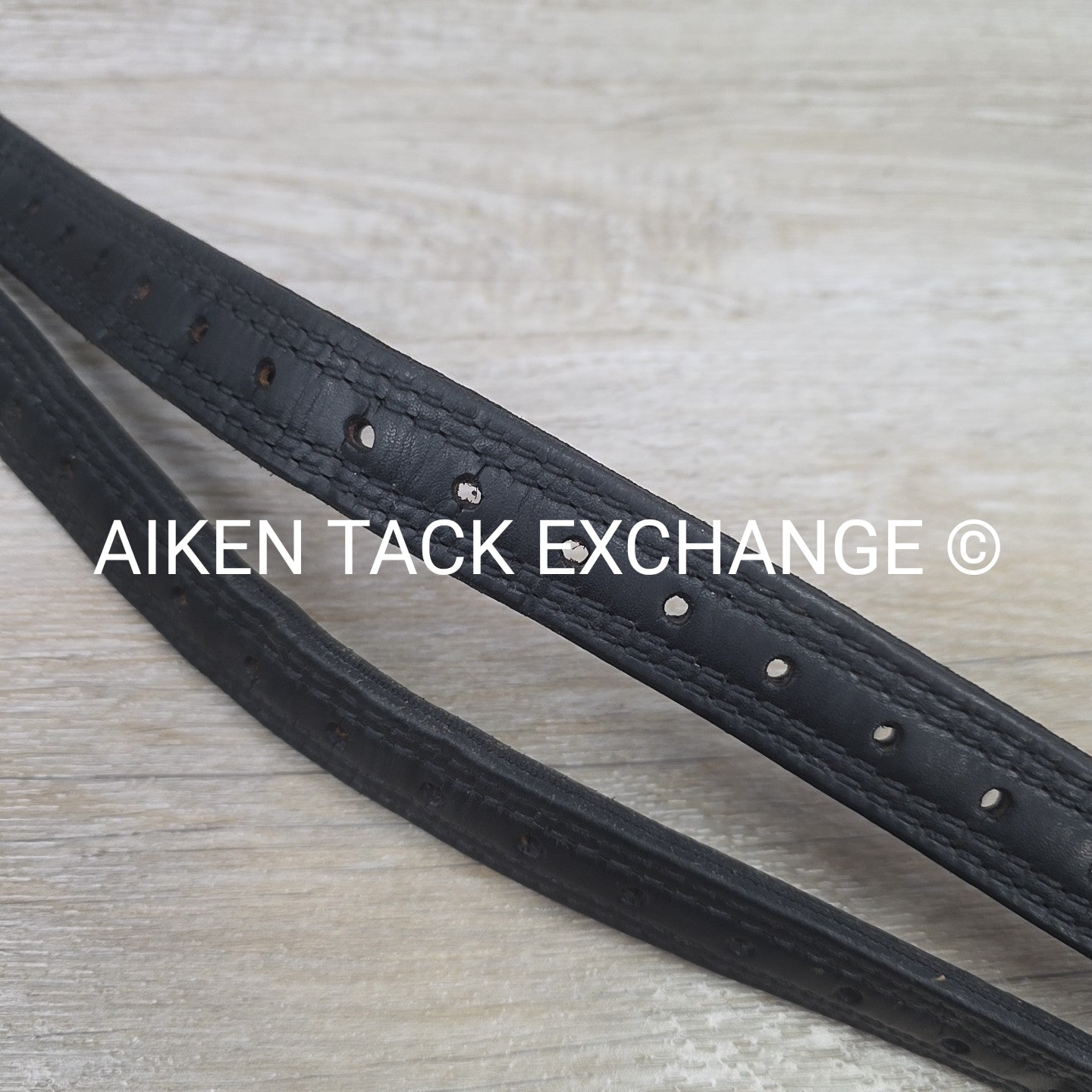Nunn Finer Nylon Center Stirrup Leathers, Black, 54"