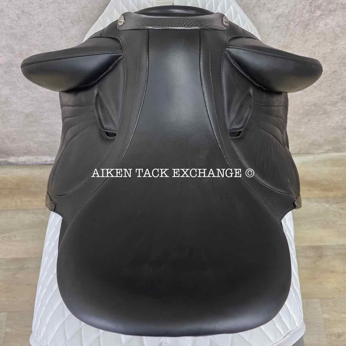2020 Devoucoux Makila Harmonie Monoflap Dressage Saddle, 17" Seat, 1A Flap - Short, Dynamick Tree - Medium, D3D Panels, Full Buffalo Leather