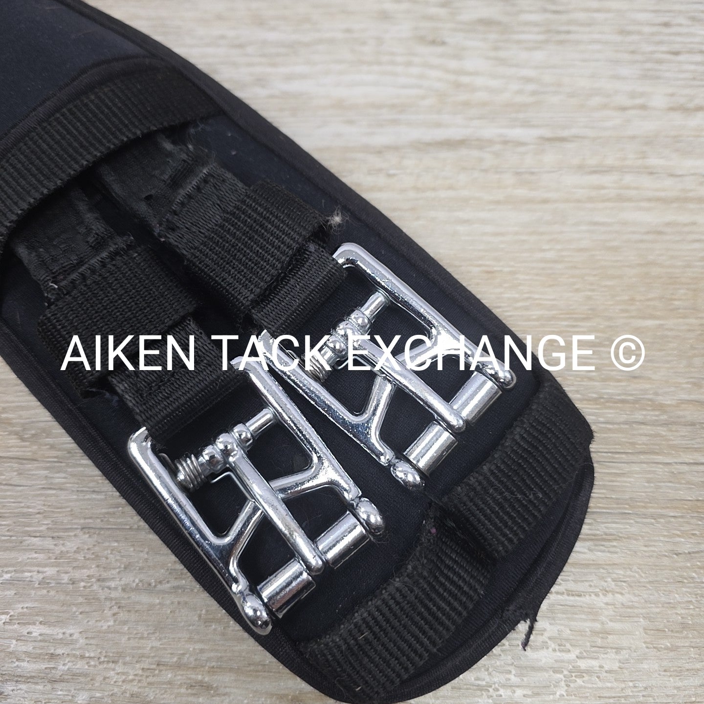 Lettia Memory Foam Clik Dressage Girth, Black, 28"