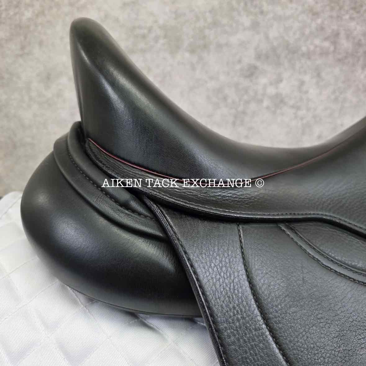 2005 DK Freedom Monoflap Dressage Saddle, 16.5" Seat, Short Flap, Extra Wide Tree, Wool Flocked Panels