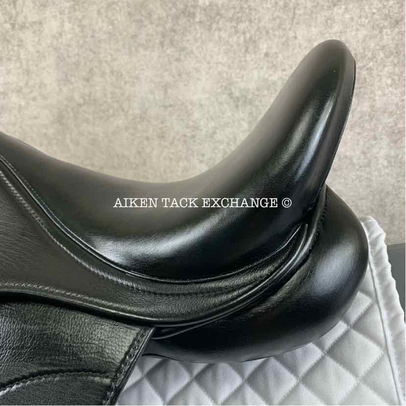 Sella Soleil Passagio Dressage Saddle, 17" Seat, Wide/Extra Wide Tree, Wool