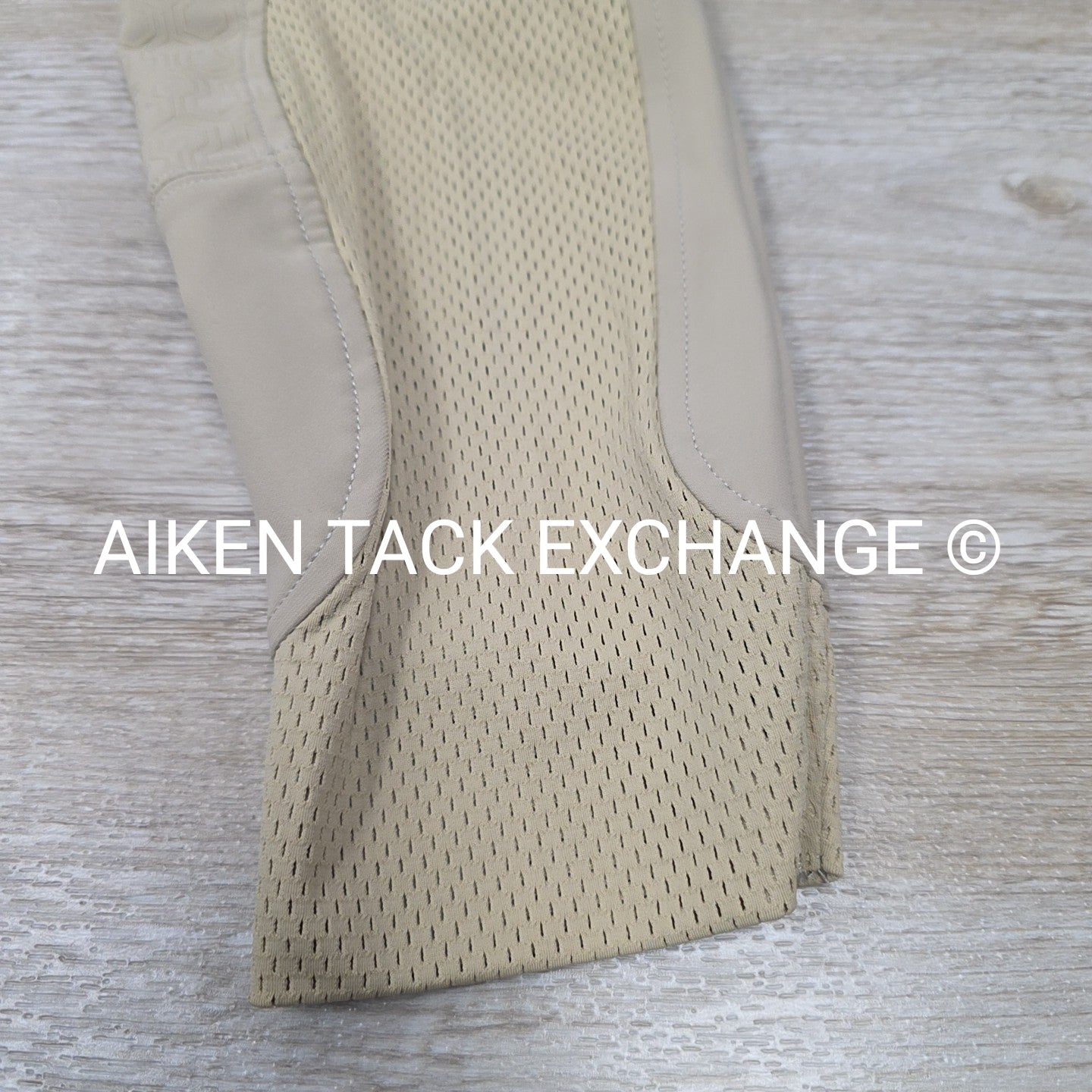 Ariat Tri Factor Silicone Grip Full Seat Breeches, Size 32 R