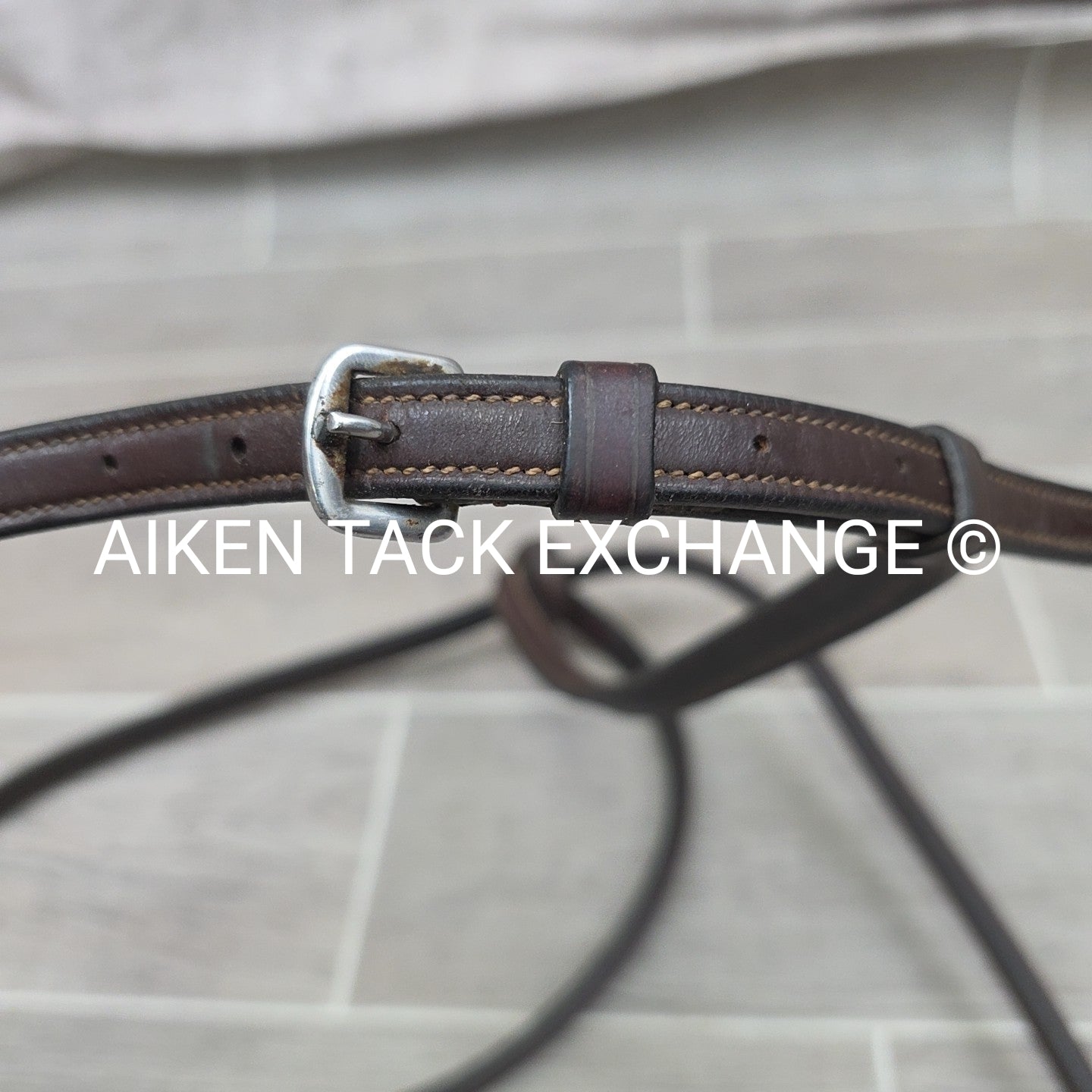 Dy'on Plain Square Raised Standing Martingale, Brown, Size Full