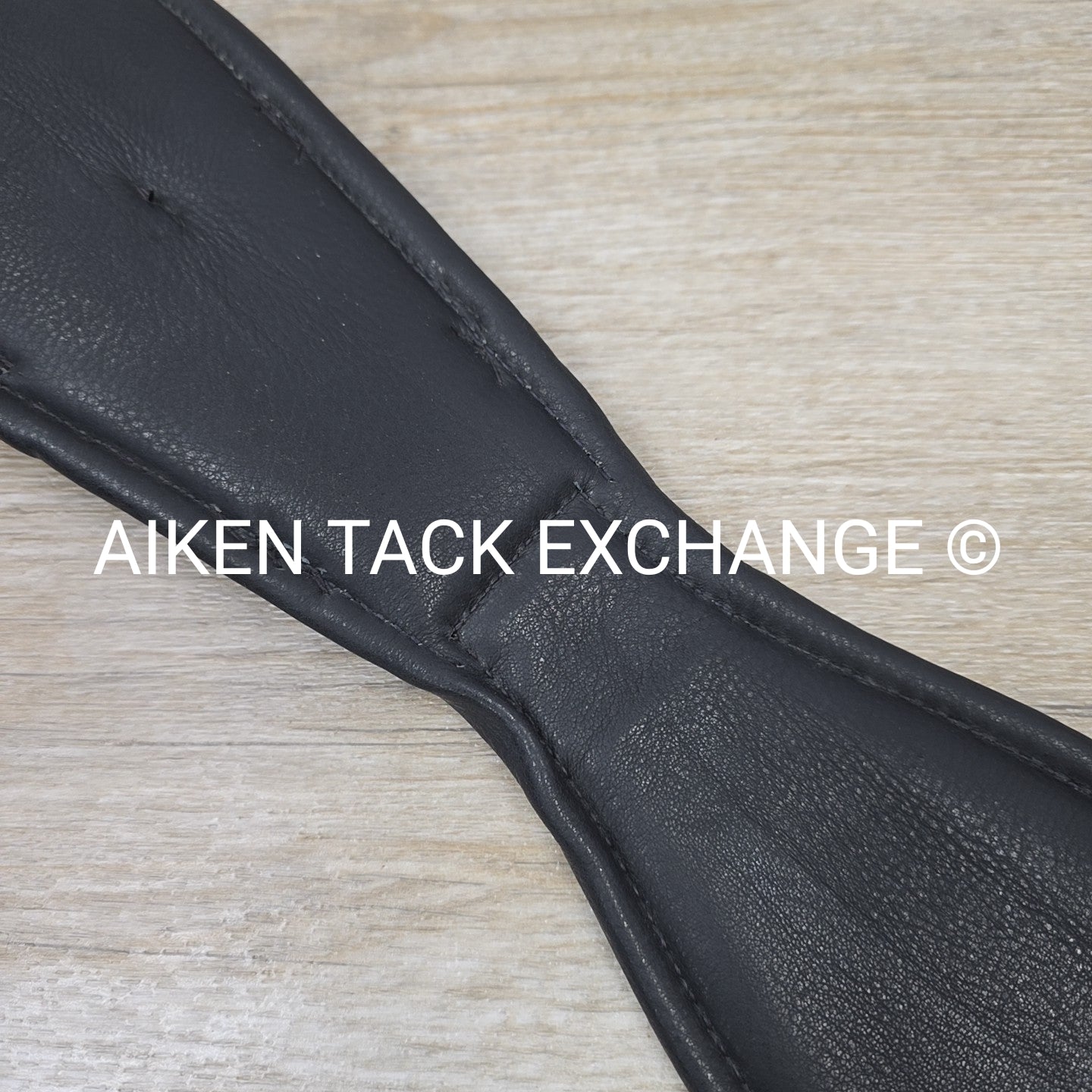 Padded Leather Contour Dressage Girth with Double End Elastic, Black, 22"