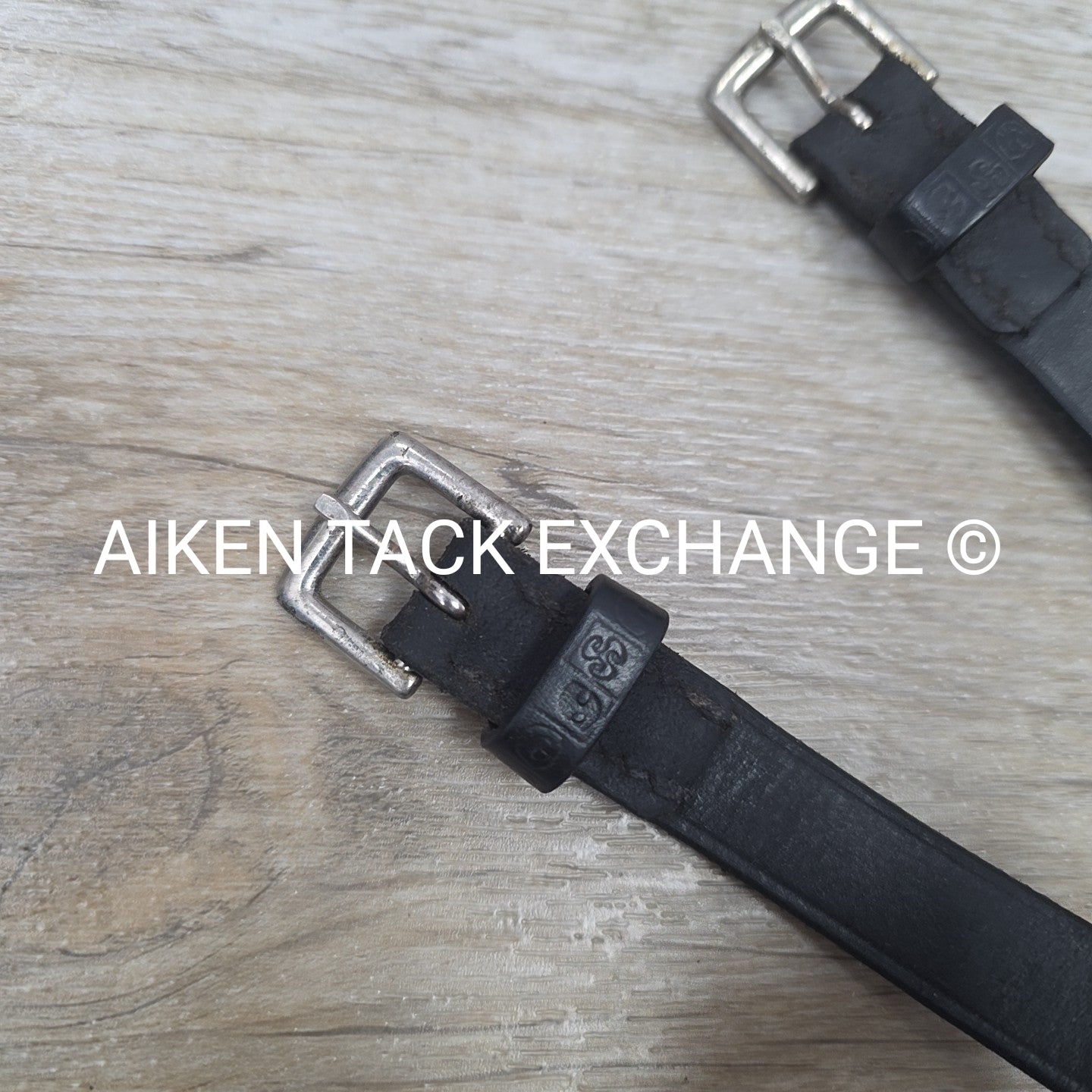 Stubben Cheek Pieces, Hook Studs, Black, 10"