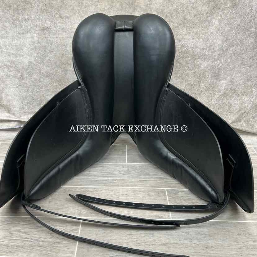 Windsor Elite Dressage Saddle, 17" Seat, Medium Tree, Wool Flocked Panels