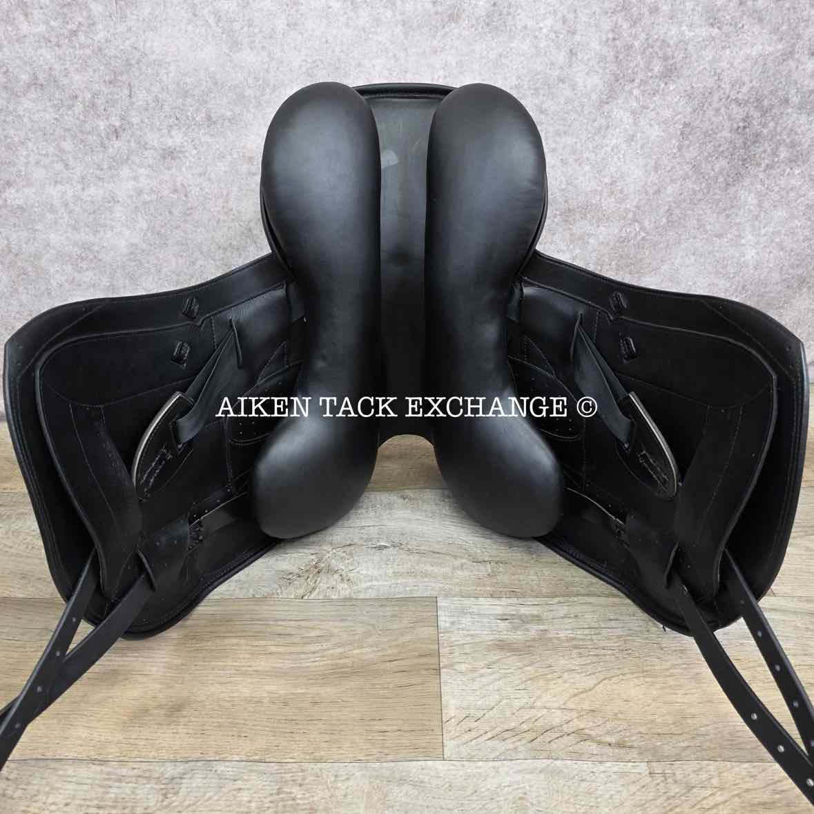 2018 Erreplus Freestyle Monoflap Dressage Saddle, 17" Seat, Adjustable Tree, Wool Flocked Panels