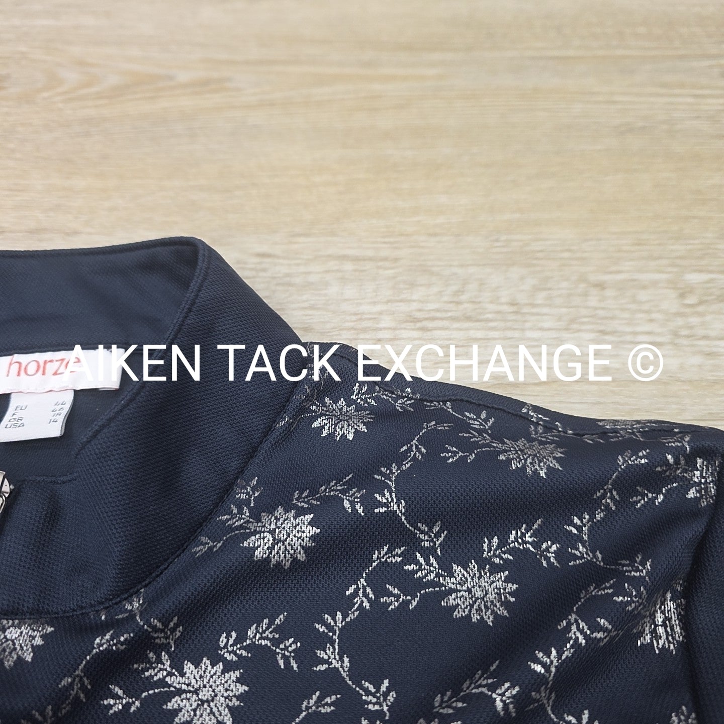 Horze Short Sleeve Top, Size 14