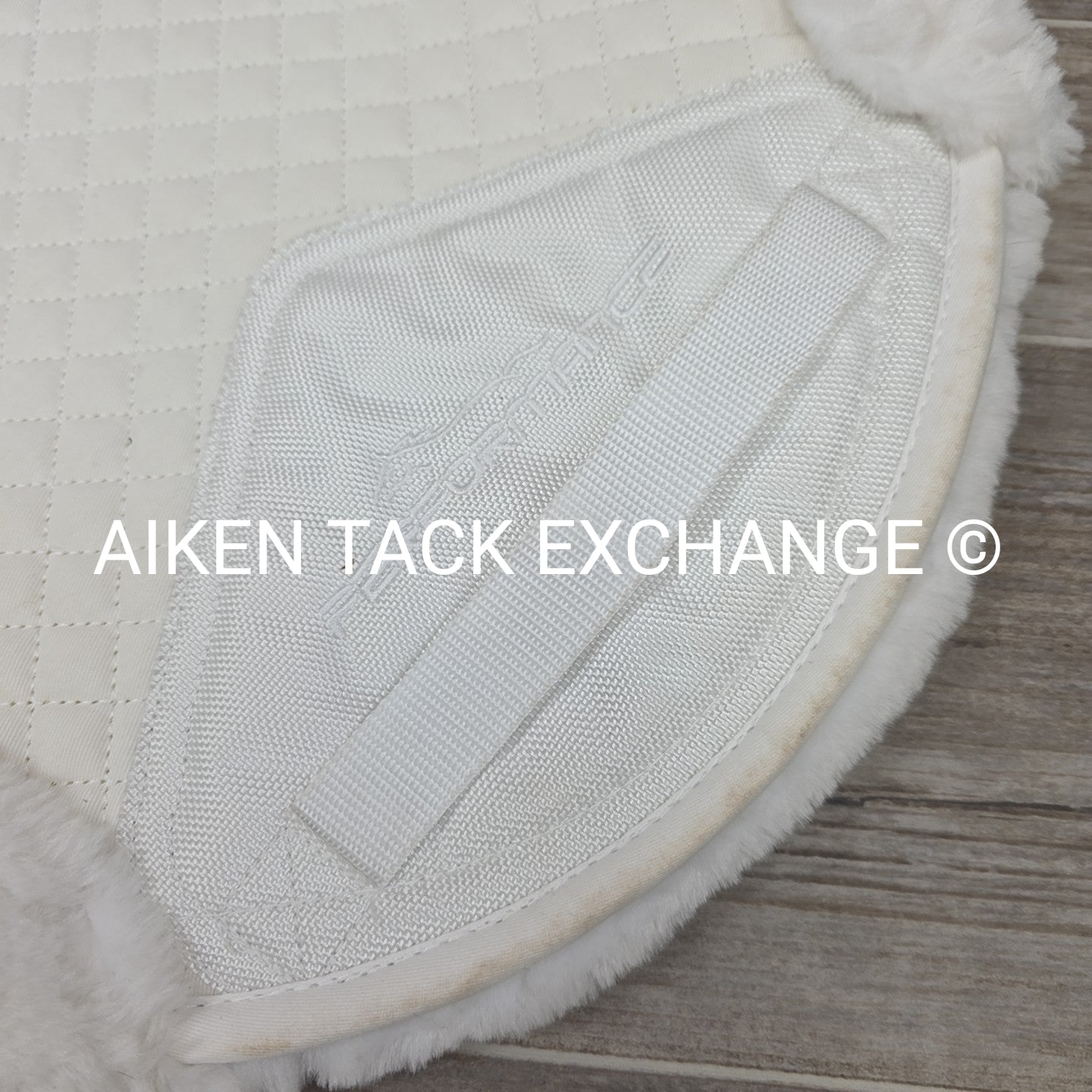 Shires Performance Contour Saddle Pad with Fleece Rolls, 17" - 17.5"