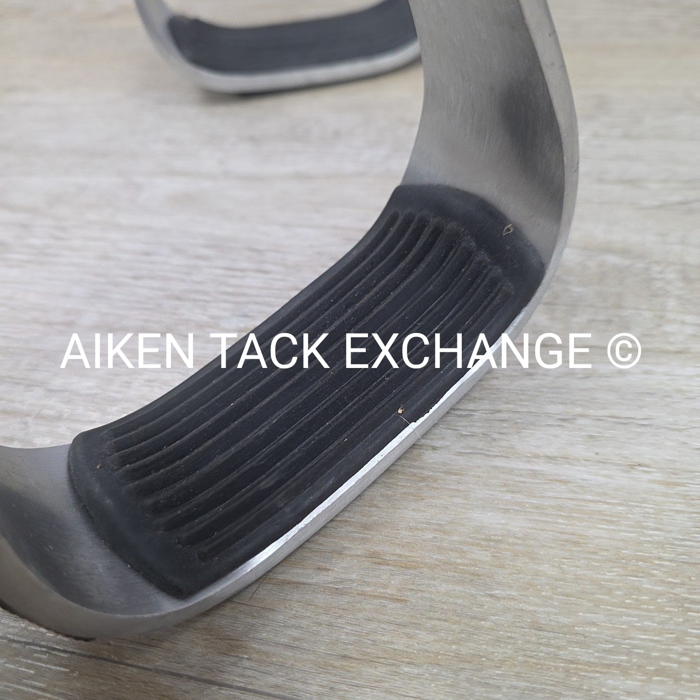 Challenger Horse Wear Aluminum & Copper Barrel Stirrups, 5"