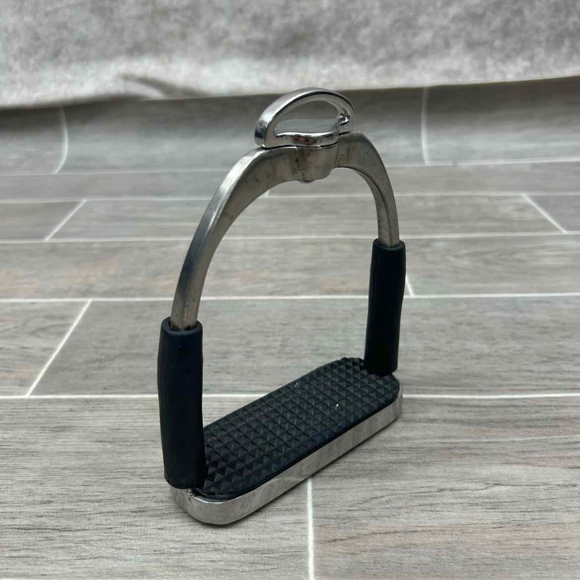 MDC Ultimate Stirrups, 4.75'