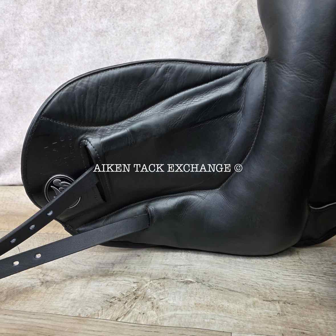 2012 Custom Saddlery Icon Flight Monoflap Dressage Saddle, 17.5" Seat, Adjustable Tree, Wool Flocked Panels