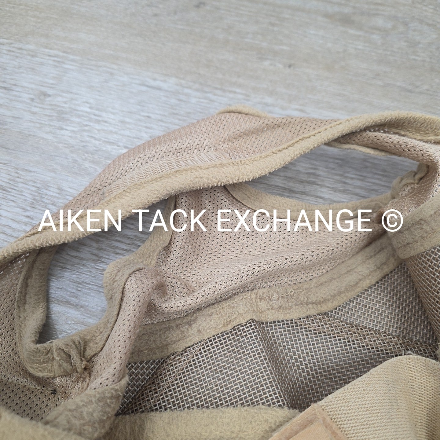 BARGAIN BUNDLE: 2 Weatherbeeta Stretch Bug Eye Saver Fly Masks, Size Pony & 1 Ca