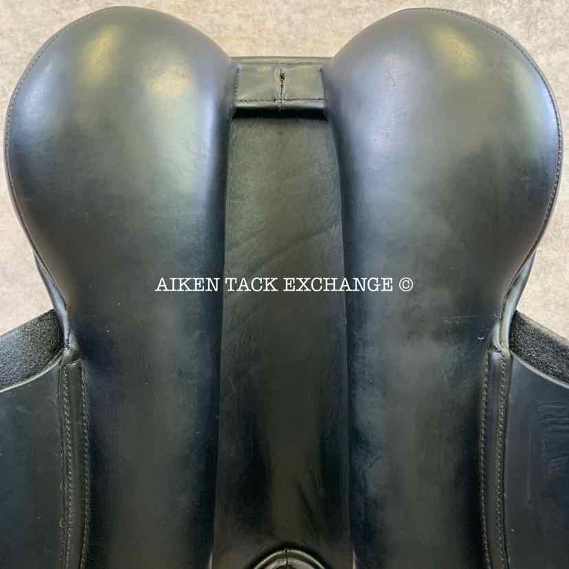 **SOLD** 2004 Custom Saddlery VLX Dressage Saddle, 17.5" Seat, Adjustable Tree, Wool Flocked Panels, Buffalo Leather