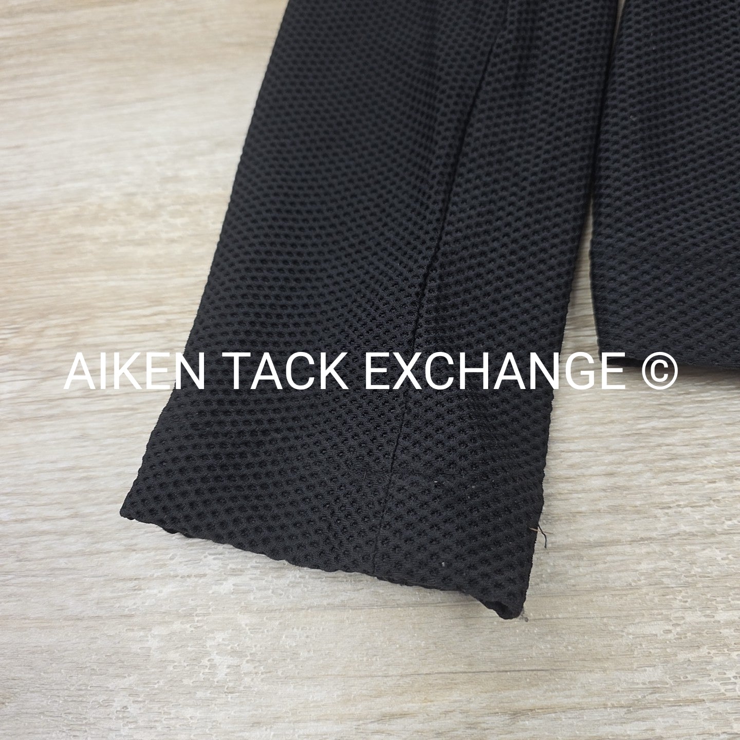 HR Mesh Show Coat, Size 6