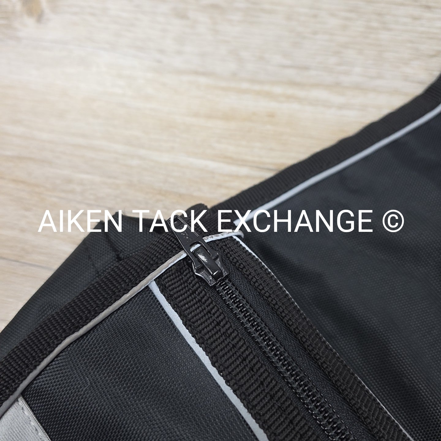 Majestic Ally Nylon Insulated Multi-Compartment Saddle Bag for Horn