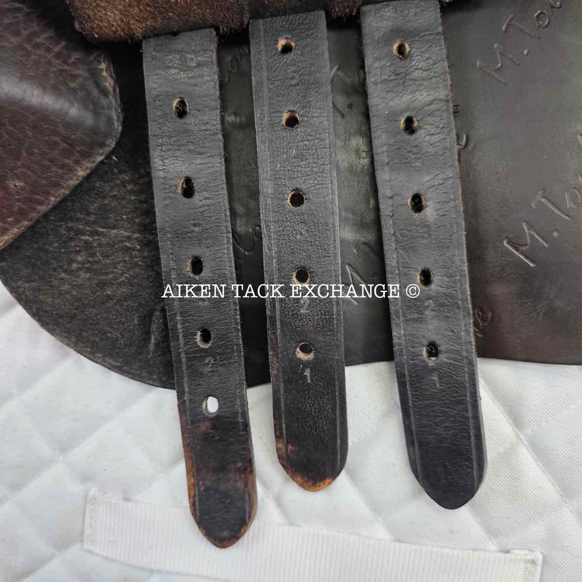 **SOLD** Marcel Toulouse Annice Platinum Genesis Close Contact Jump Saddle, 17" Seat, Adjustable Tree, Wool Flocked Panels